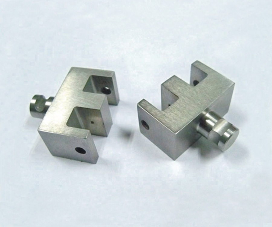 E-shaped-precision-accessories